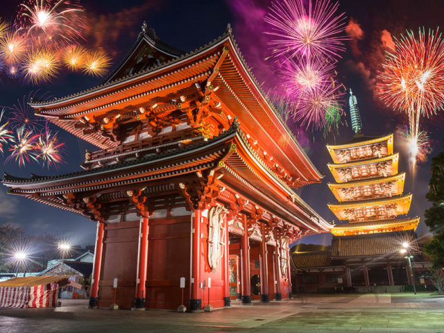 Fuochi d'artificio a capodanno a Tokyo - Watabi