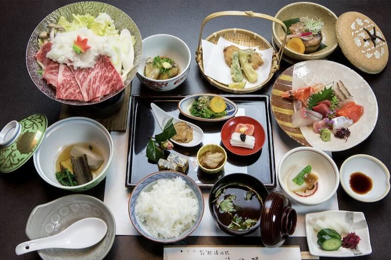cena kaiseki al ryokan fukuzumiro